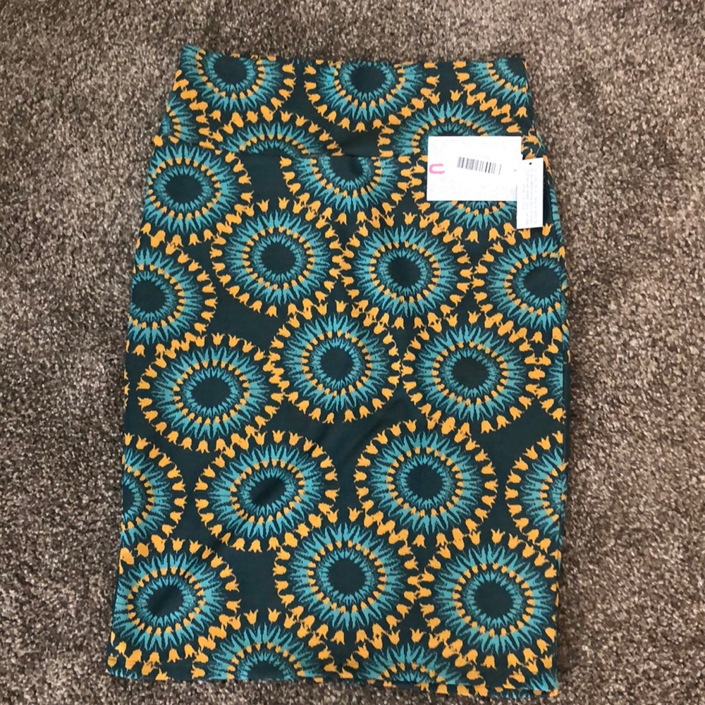 Cassie skirt